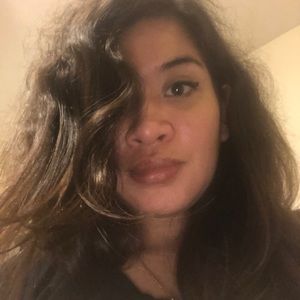 Meet your Posher, Dilly